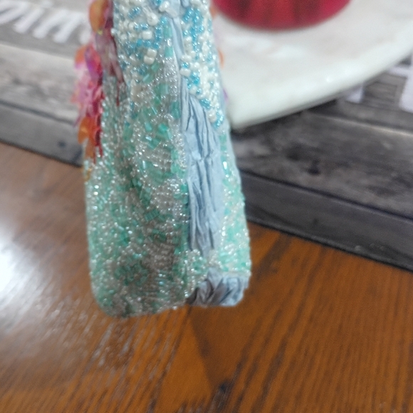 Viral Flamingo Beaded Bag With Bamboo Handle - Picture 3 of 9